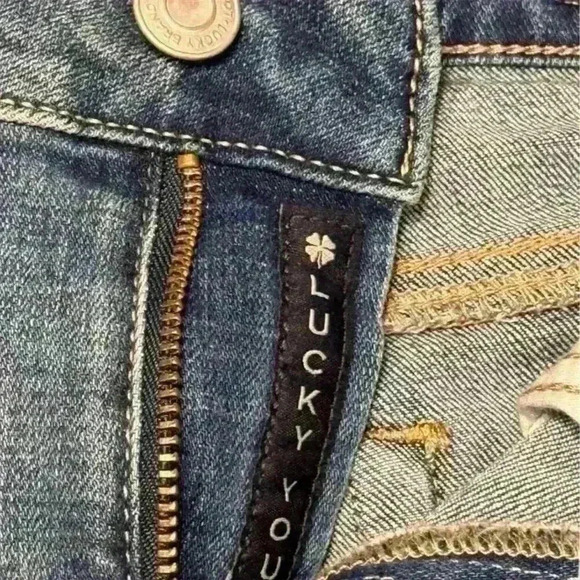 NWT-Lucky Brand Women's Low Rise Crop Jeans Size 2/26 Blue Light Wash - Picture 7 of 7